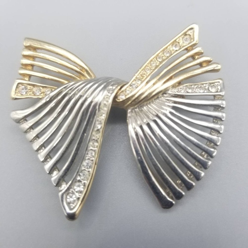 Mid-Century Modern Rhinestones Ribbon Brooch